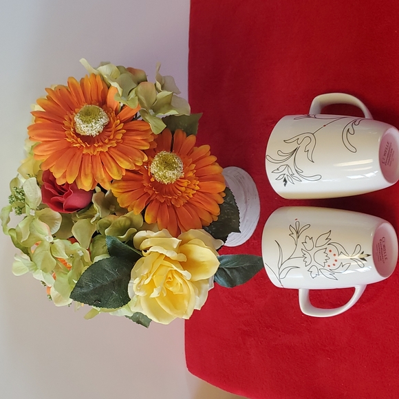 Lot of 2, Corelle Coordinates Porcelain Coffee Mugs. - Picture 2 of 9